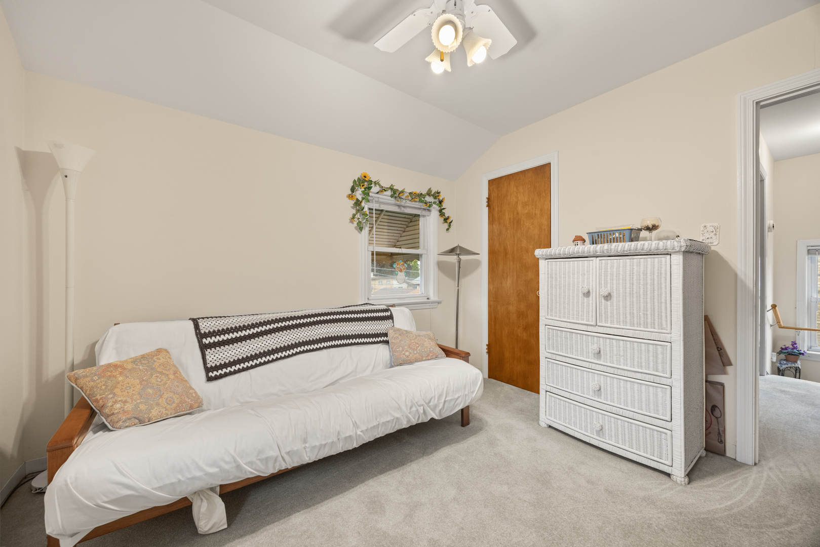 2230 Kensington Avenue, Westchester, IL 60154