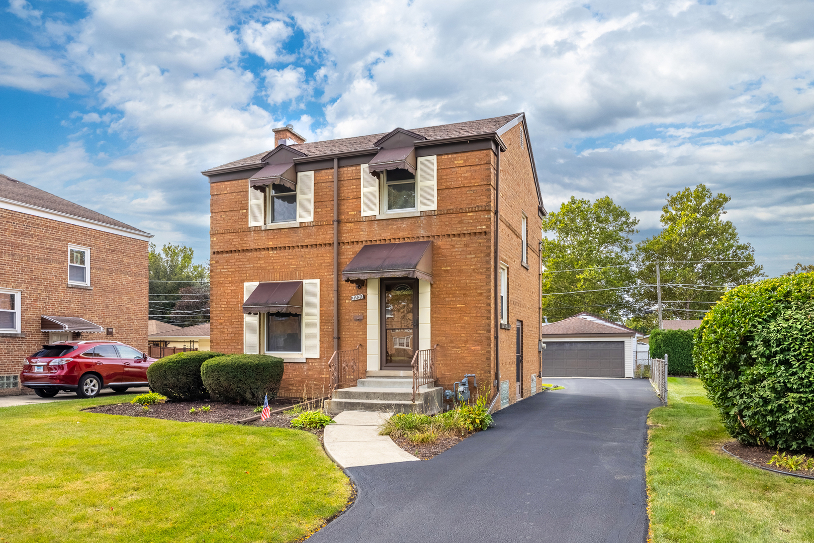 2230 Kensington Avenue, Westchester, IL 60154