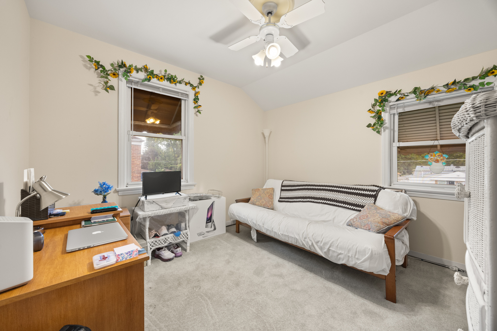 2230 Kensington Avenue, Westchester, IL 60154