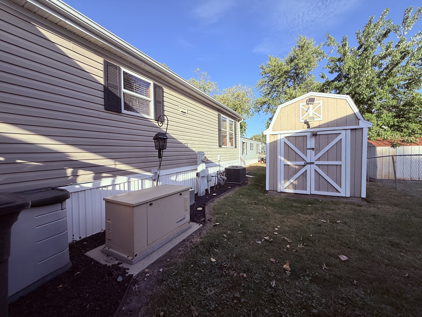 2416 22nd Street, Bloomington, IL 61704