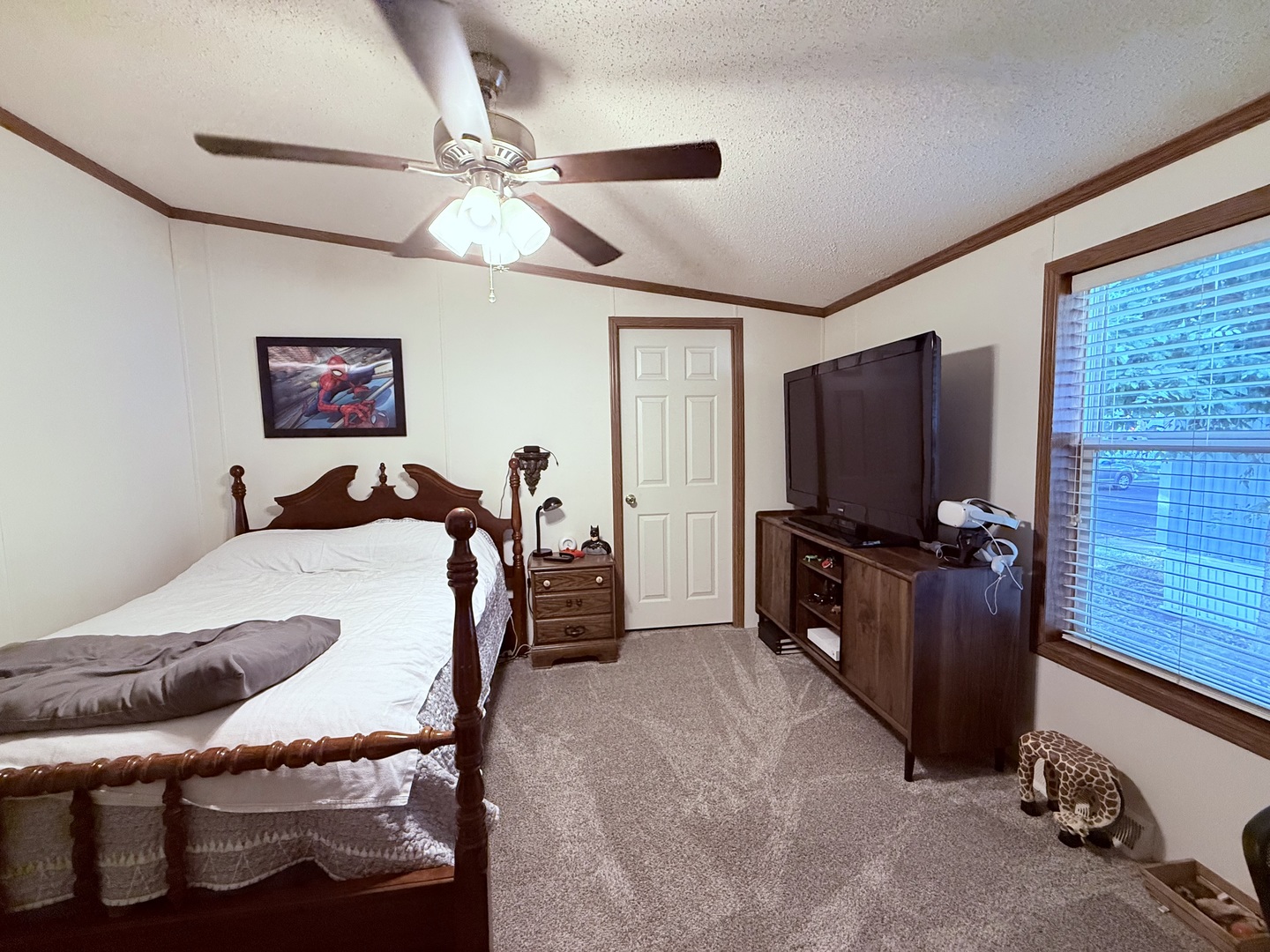 2416 22nd Street, Bloomington, IL 61704