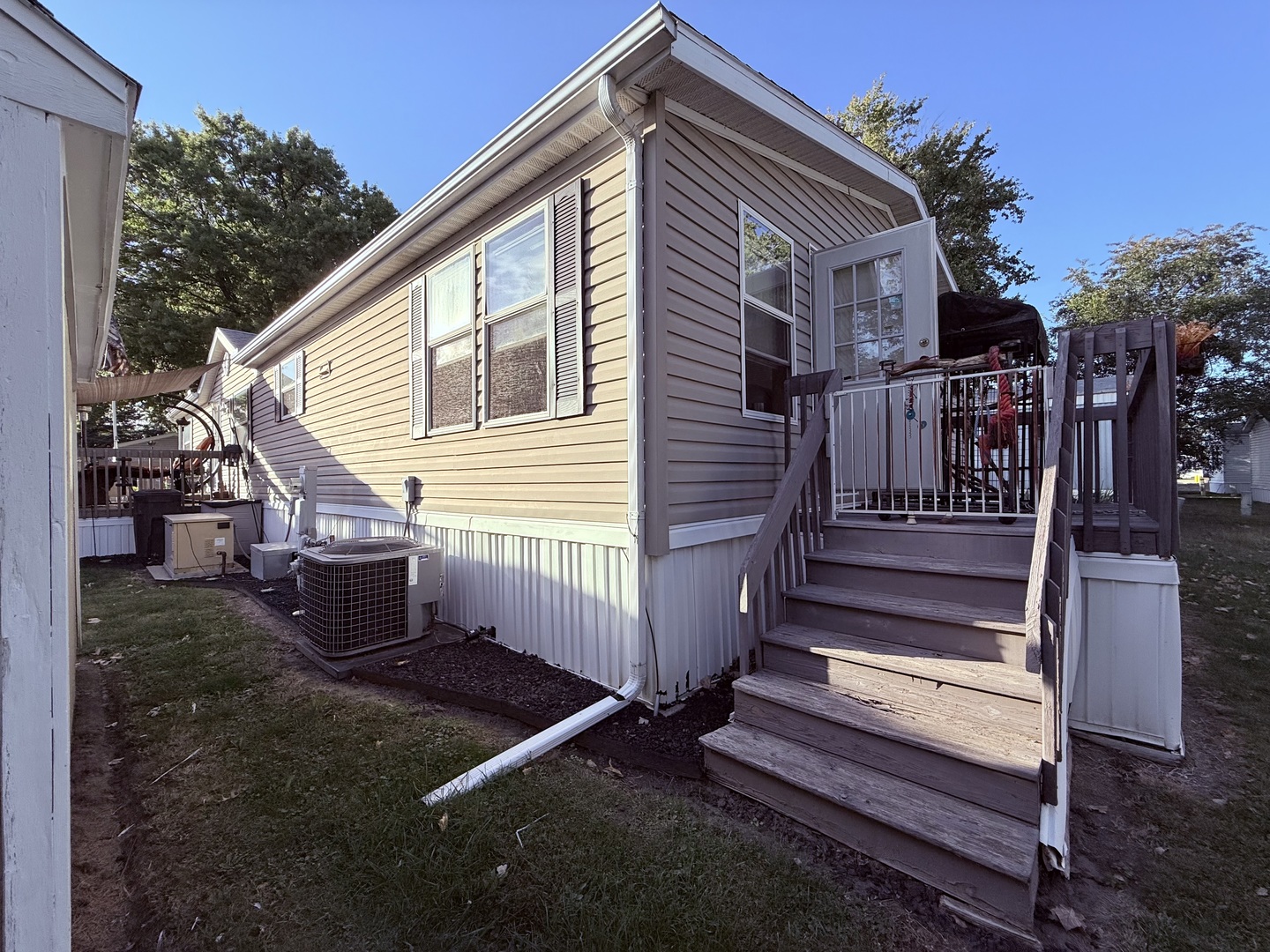 2416 22nd Street, Bloomington, IL 61704