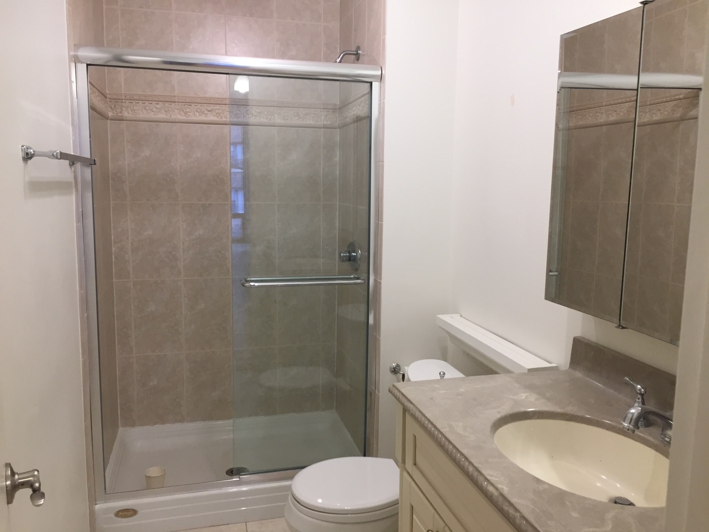 200 E Delaware Place #5D, Chicago, IL 60611