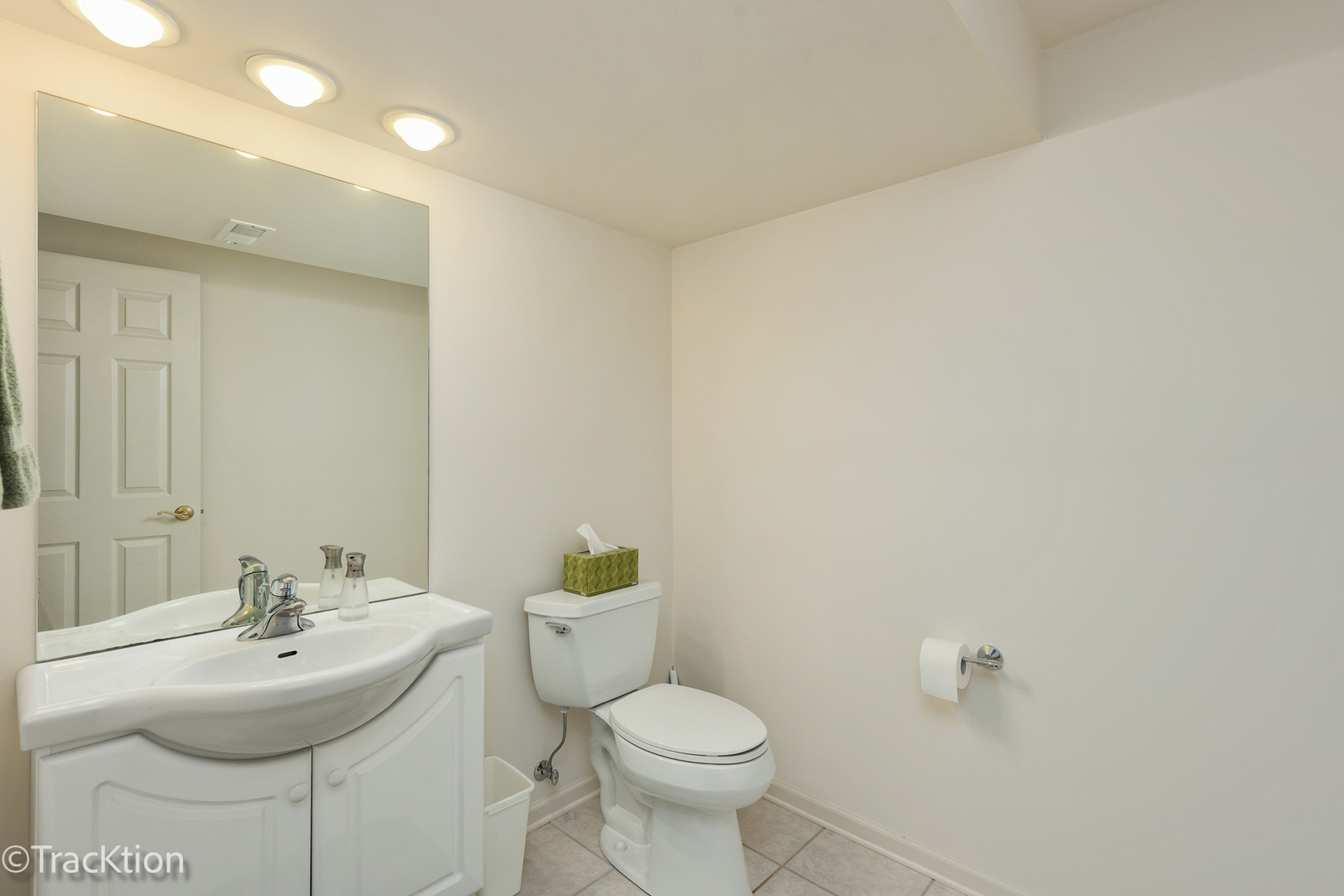 545 Woodhill Drive, Carol Stream, IL 60188