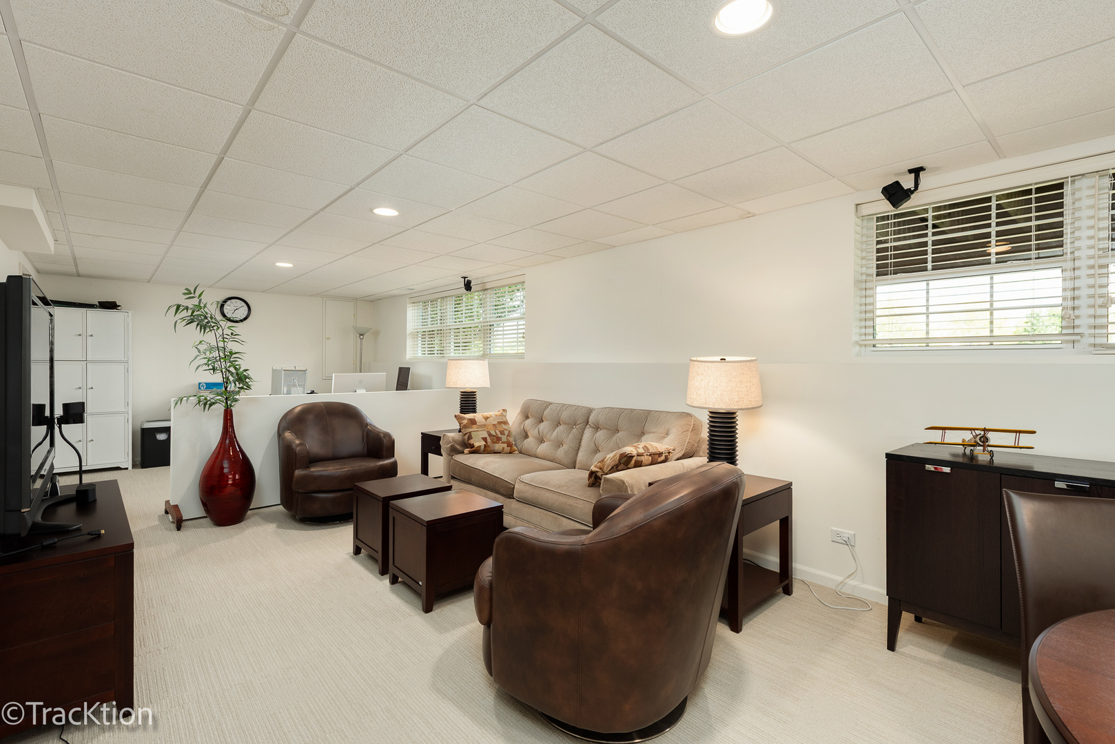 545 Woodhill Drive, Carol Stream, IL 60188