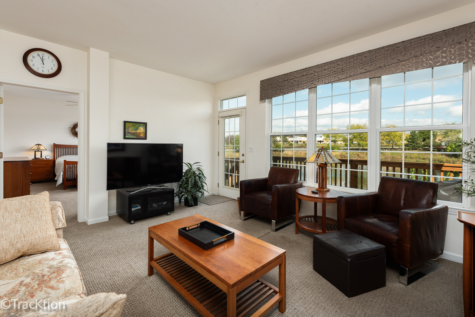 545 Woodhill Drive, Carol Stream, IL 60188