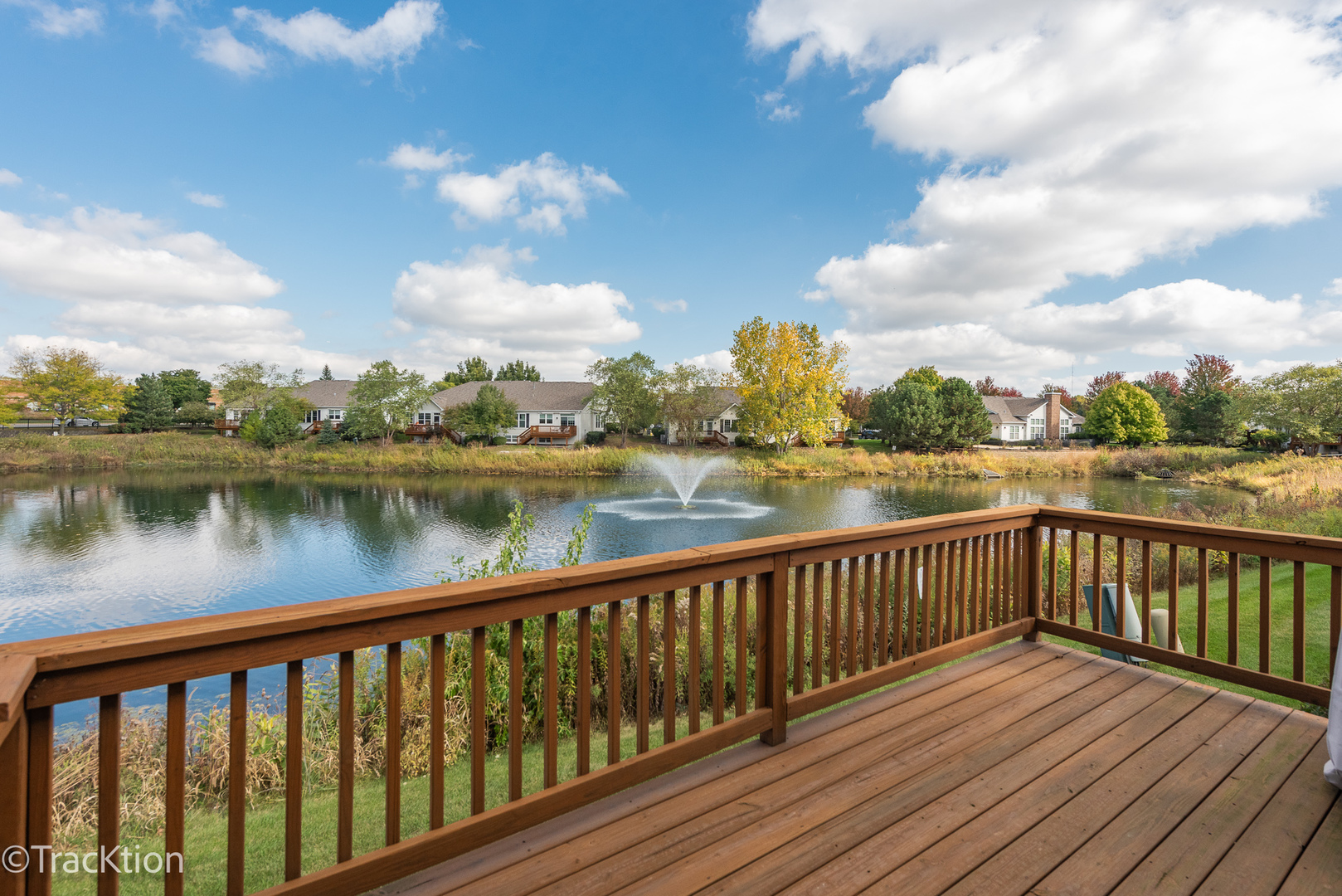 545 Woodhill Drive, Carol Stream, IL 60188