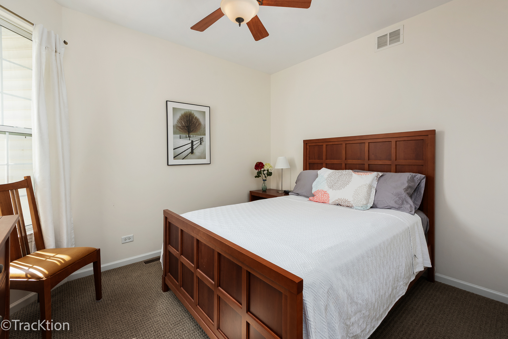 545 Woodhill Drive, Carol Stream, IL 60188