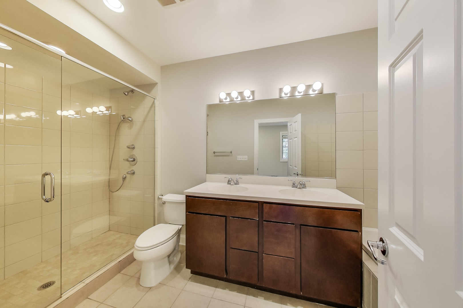 3332 W Palmer Street #1E, Chicago, IL 60647