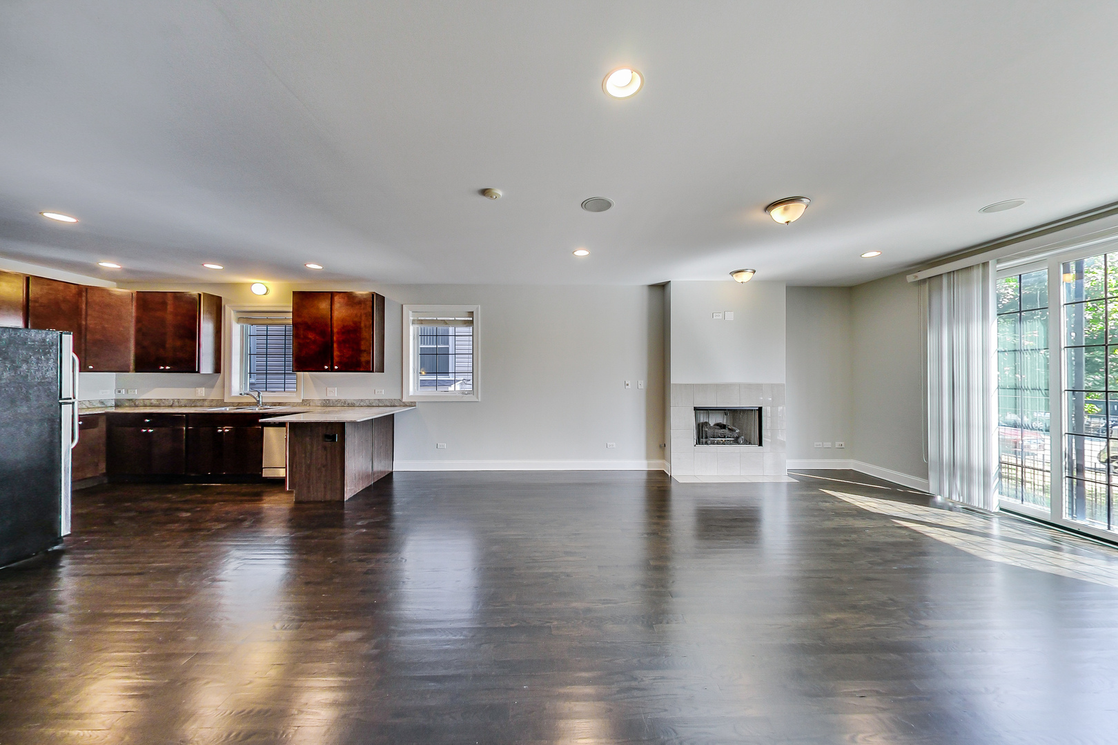 3332 W Palmer Street #1E, Chicago, IL 60647