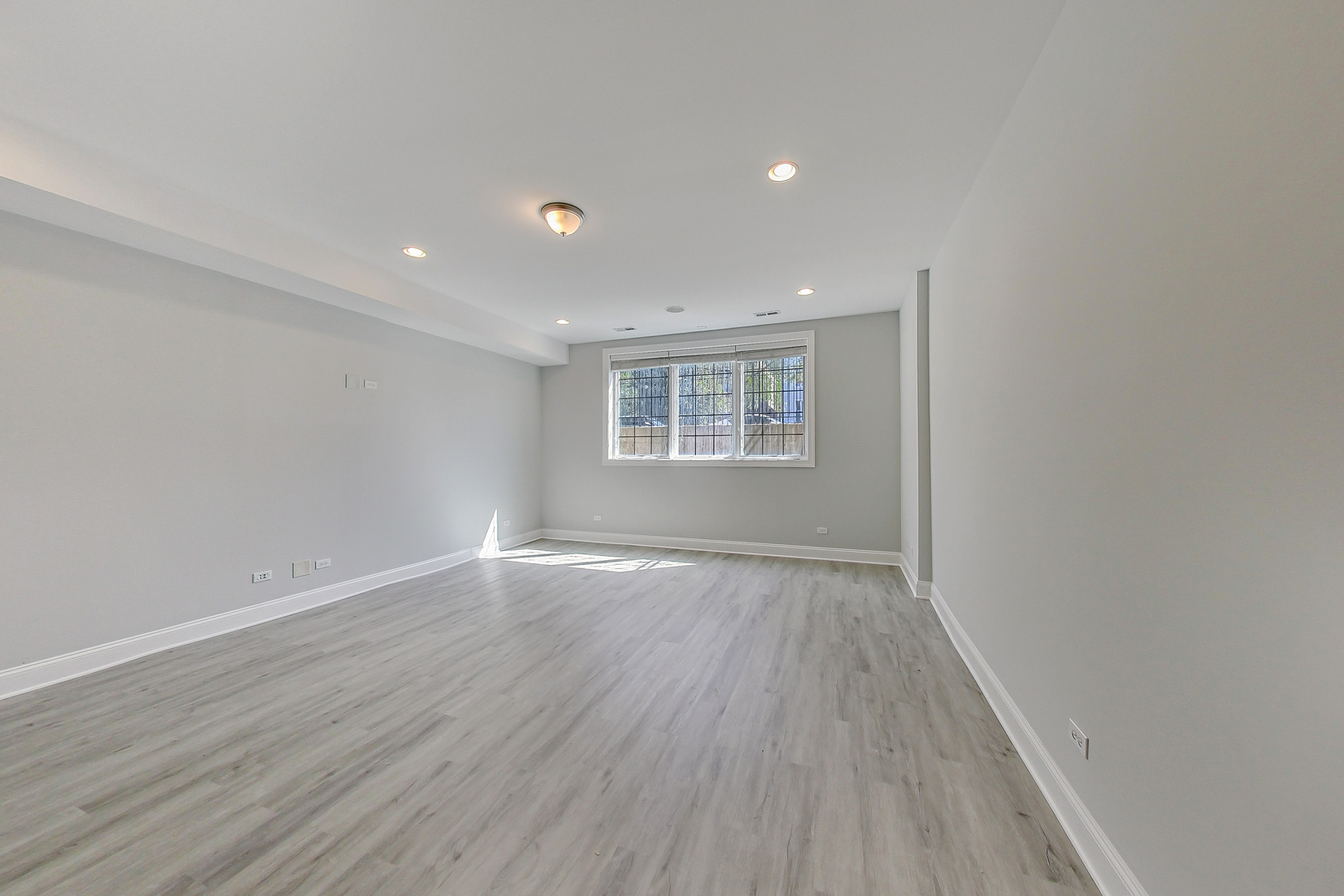 3332 W Palmer Street #1E, Chicago, IL 60647