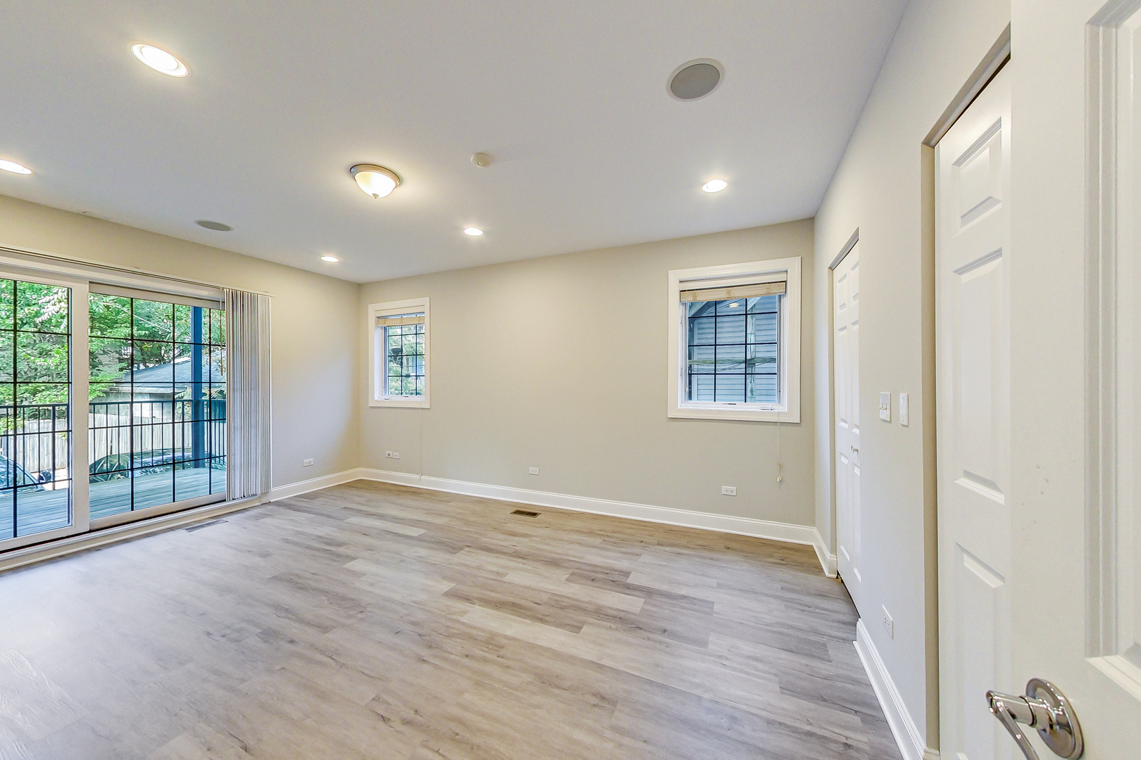 3332 W Palmer Street #1E, Chicago, IL 60647