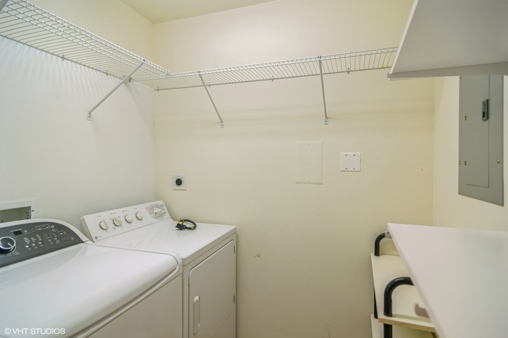 77 S Evergreen Avenue #606, Arlington Heights, IL 60005