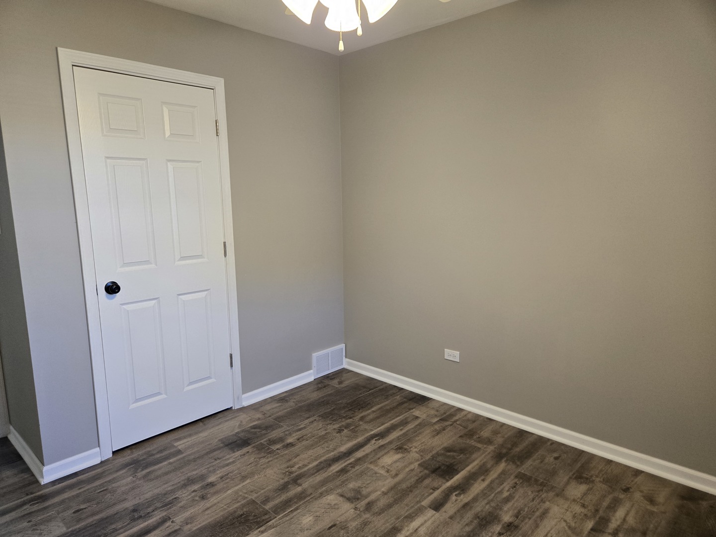 3228 Butler Avenue, Steger, IL 60475