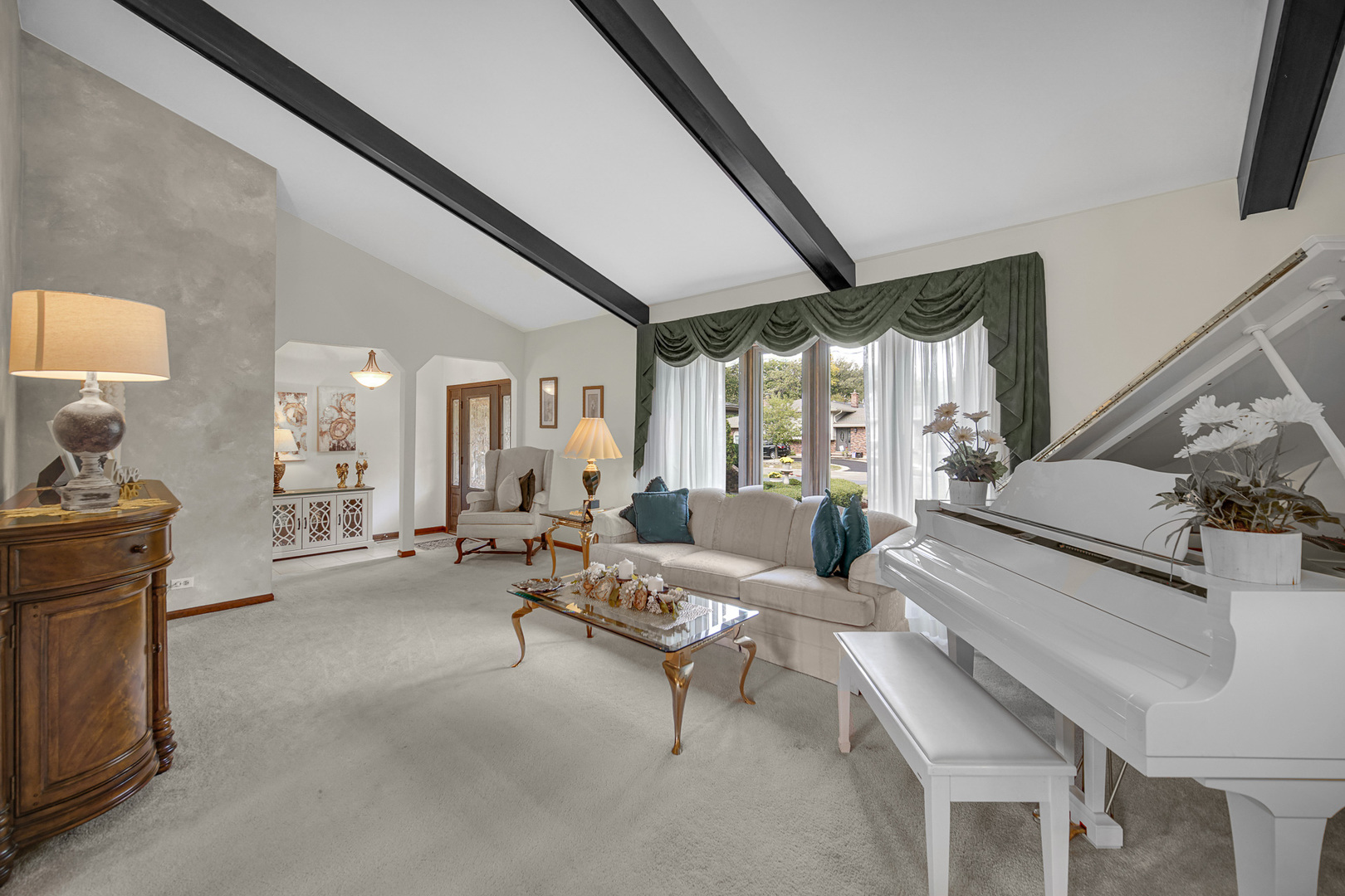 292 Juniper Drive, Wood Dale, IL 60191