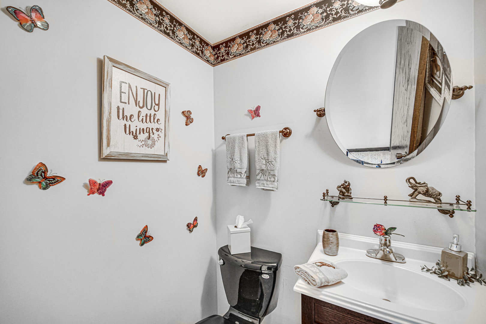 292 Juniper Drive, Wood Dale, IL 60191