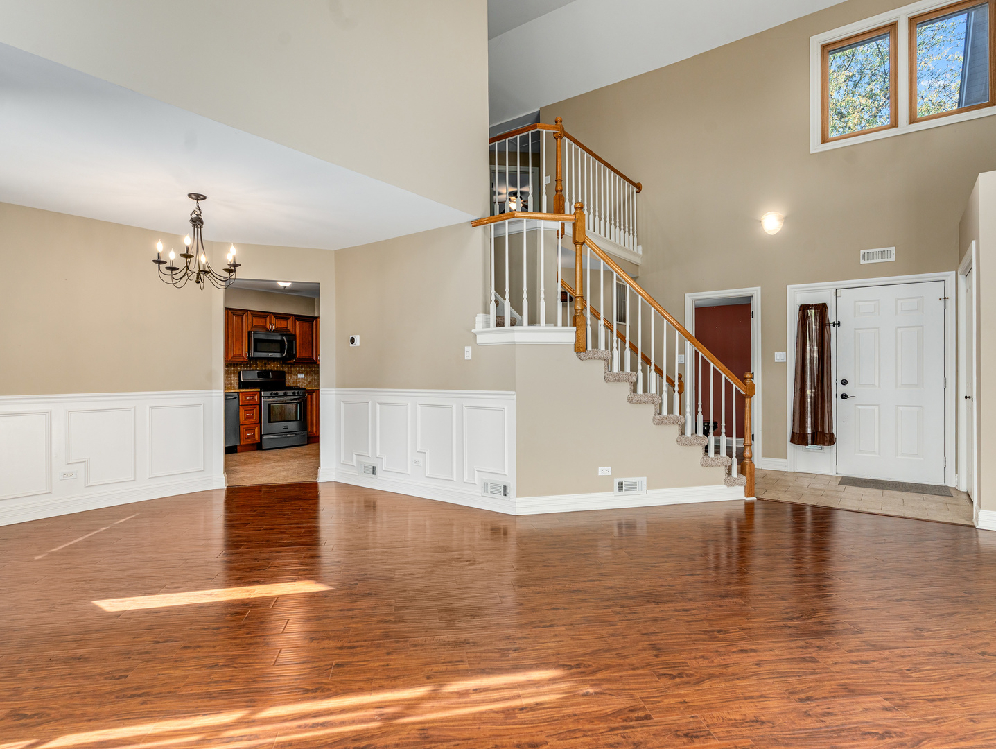 17105 Rochelle Lane, Tinley Park, IL 60487