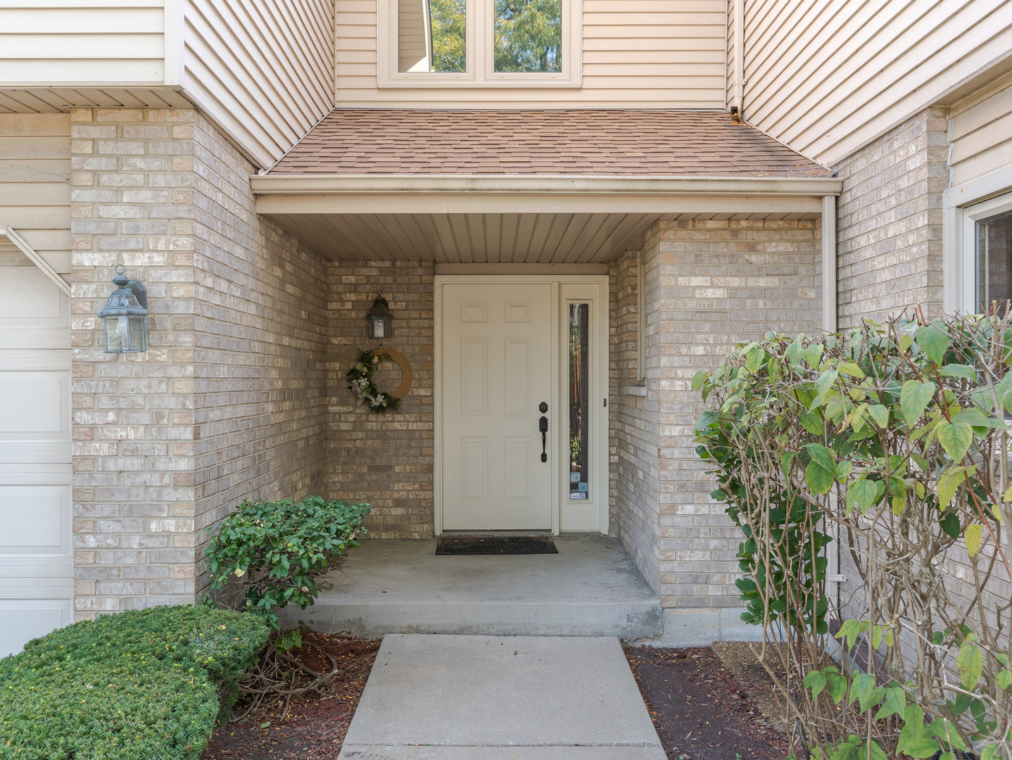 17105 Rochelle Lane, Tinley Park, IL 60487