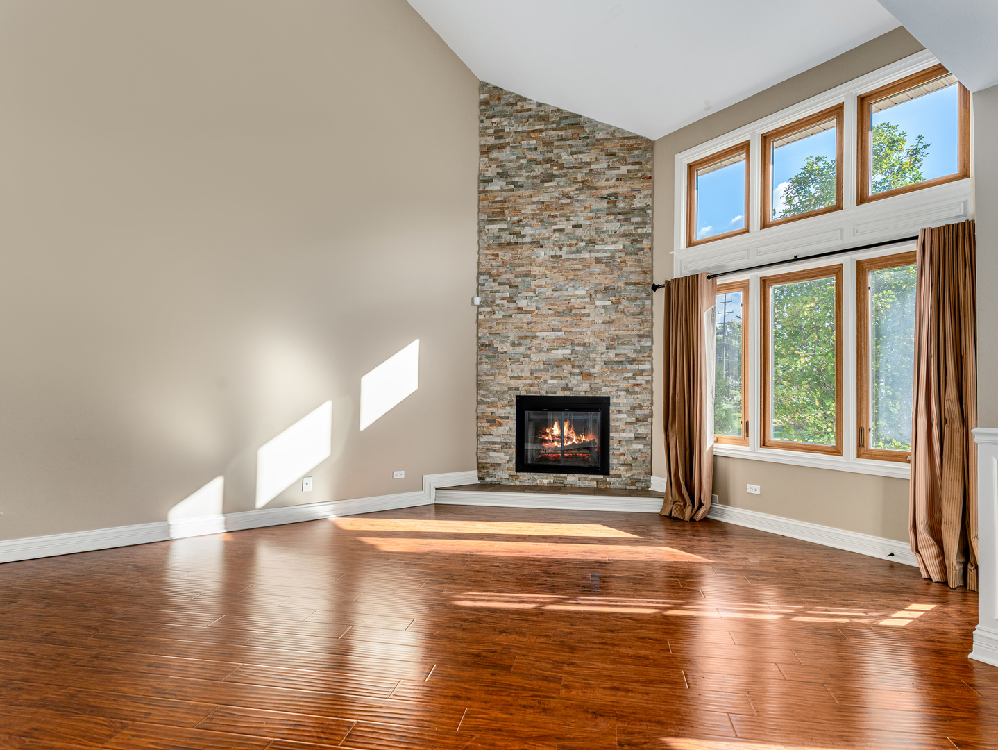 17105 Rochelle Lane, Tinley Park, IL 60487