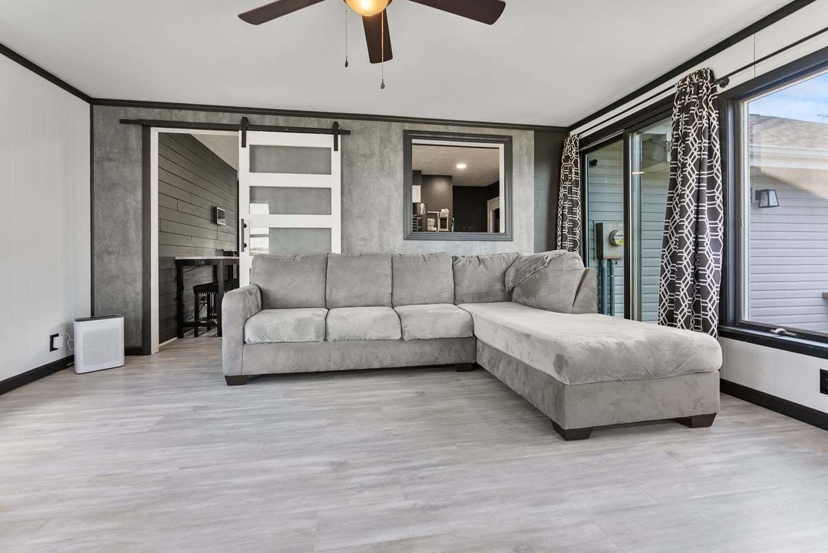 208 E 8th Street, Gridley, IL 61744