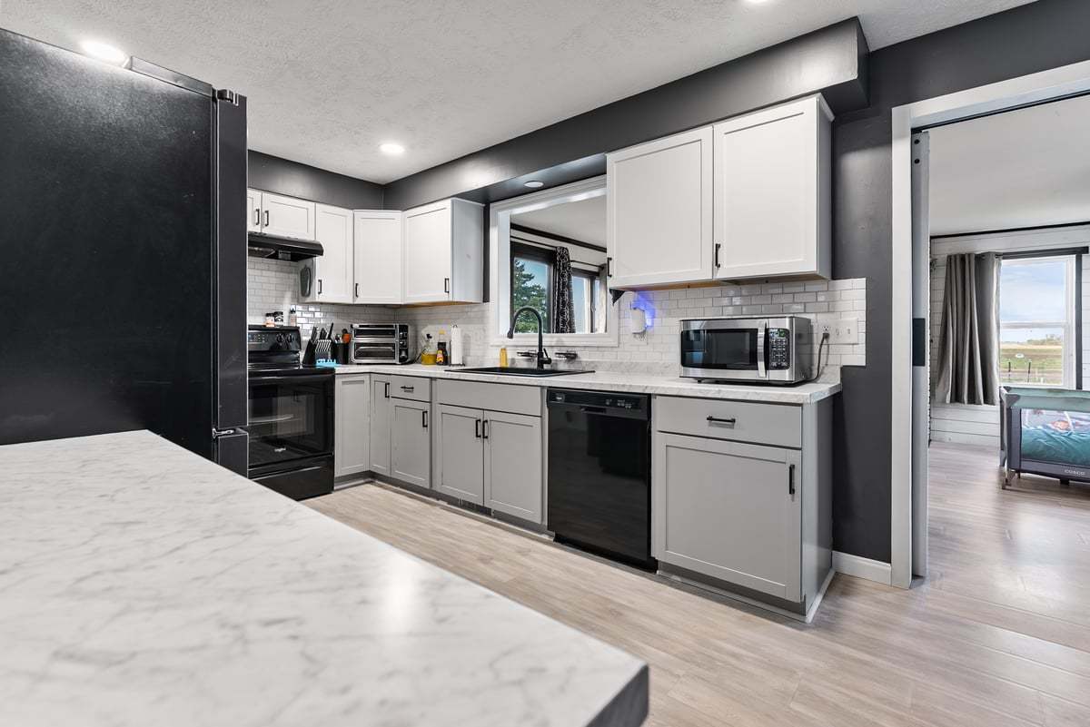 208 E 8th Street, Gridley, IL 61744