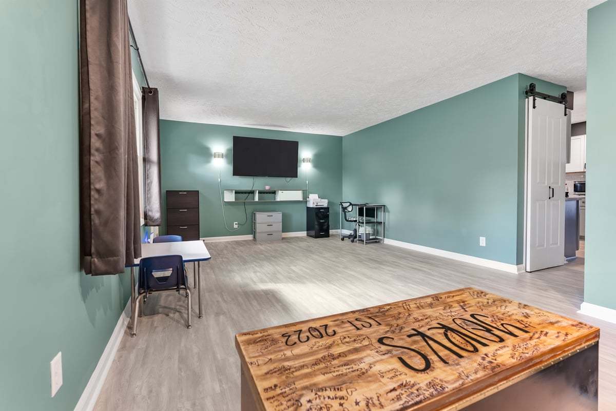 208 E 8th Street, Gridley, IL 61744