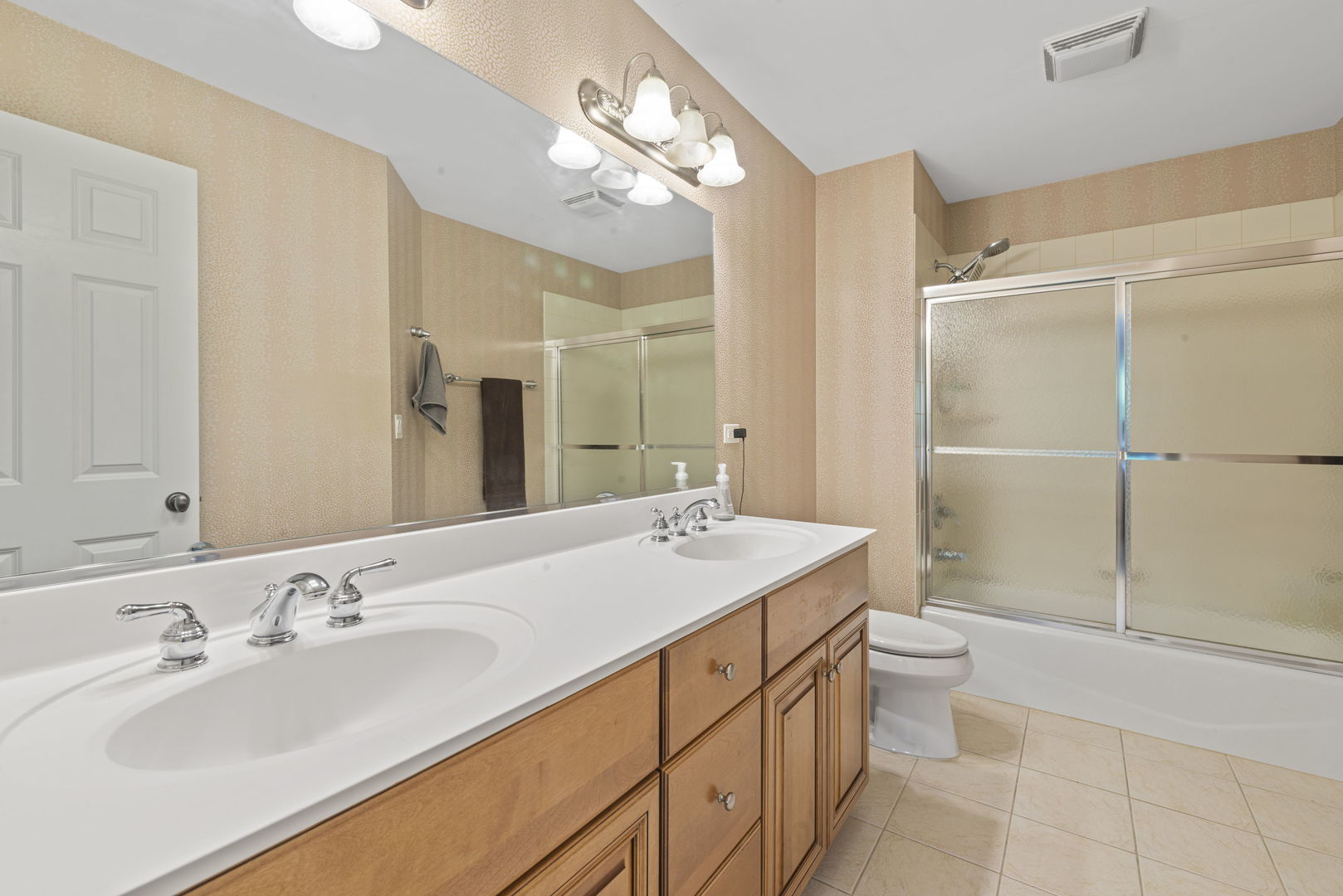 843 Alberosky Way, Batavia, IL 60510