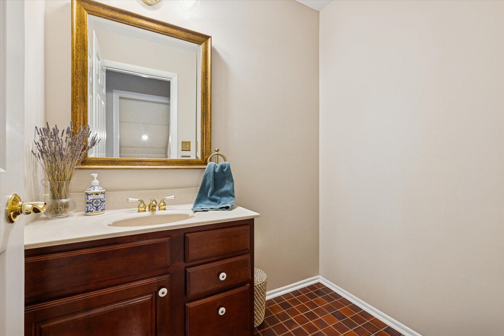 1419 Colony Court, Lombard, IL 60148