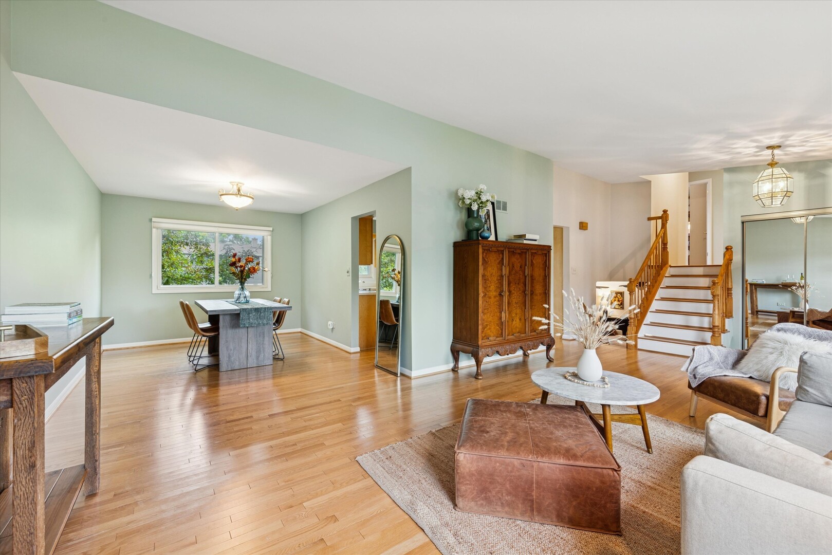 1419 Colony Court, Lombard, IL 60148