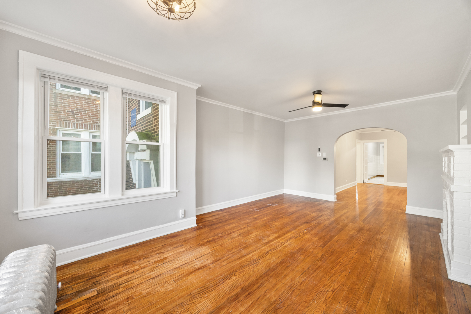 2443 W Gunnison Street #1, Chicago, IL 60625