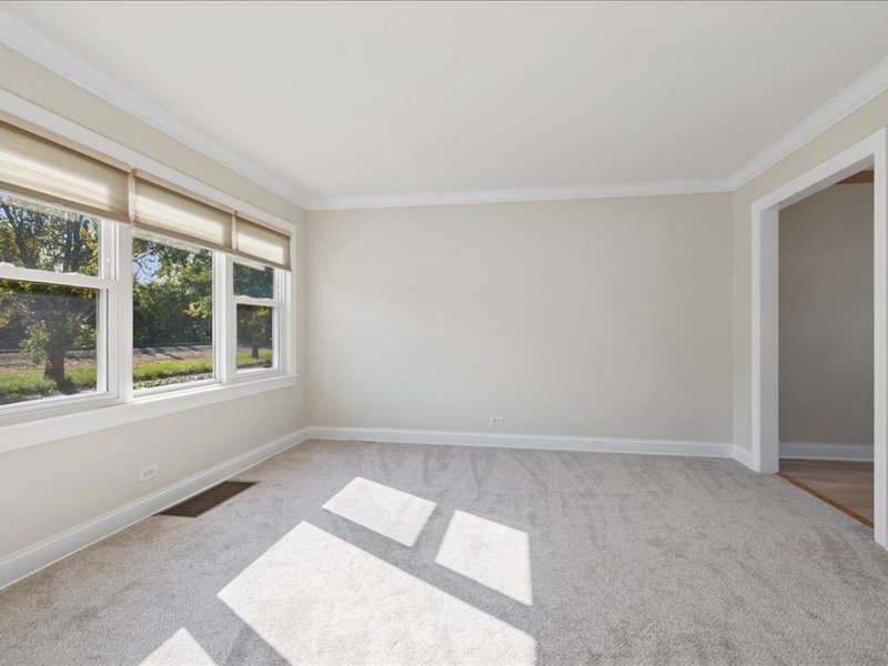 10726 S Sacramento Avenue, Chicago, IL 60655