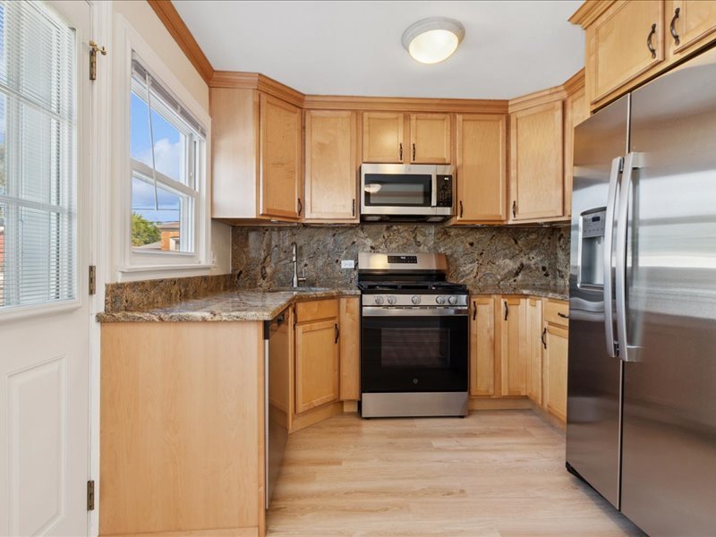 10726 S Sacramento Avenue, Chicago, IL 60655