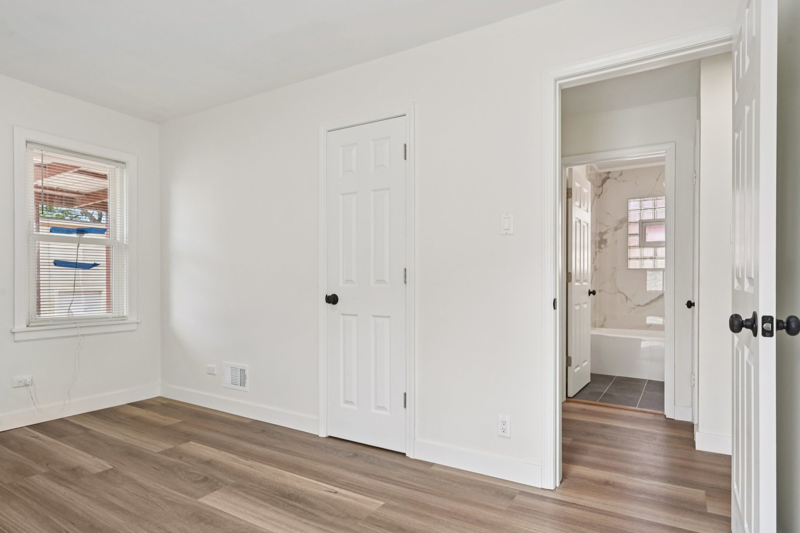 12850 S Parnell Avenue, Chicago, IL 60628