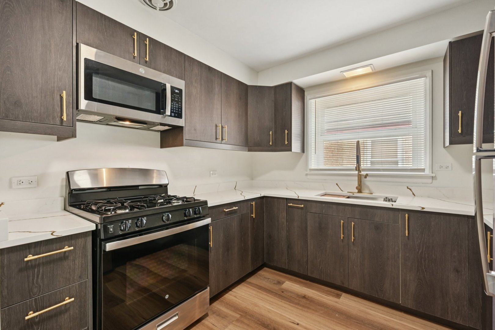 12850 S Parnell Avenue, Chicago, IL 60628