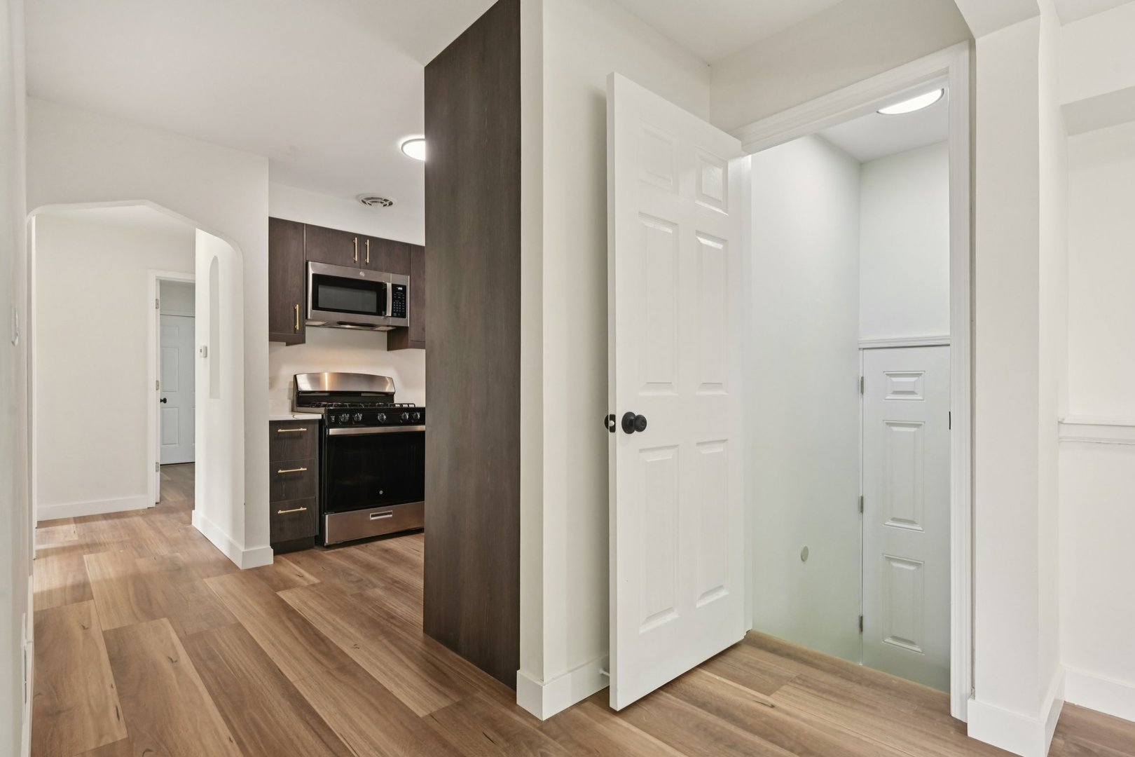 12850 S Parnell Avenue, Chicago, IL 60628