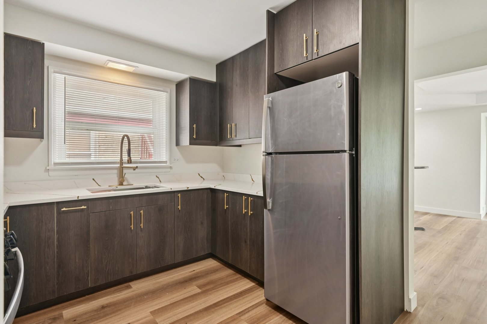 12850 S Parnell Avenue, Chicago, IL 60628