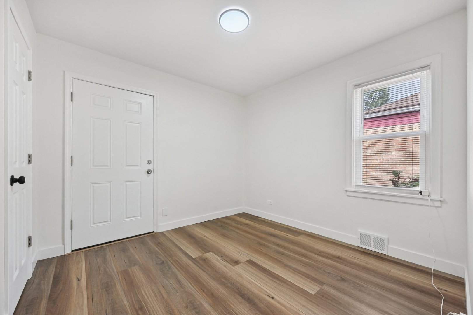 12850 S Parnell Avenue, Chicago, IL 60628