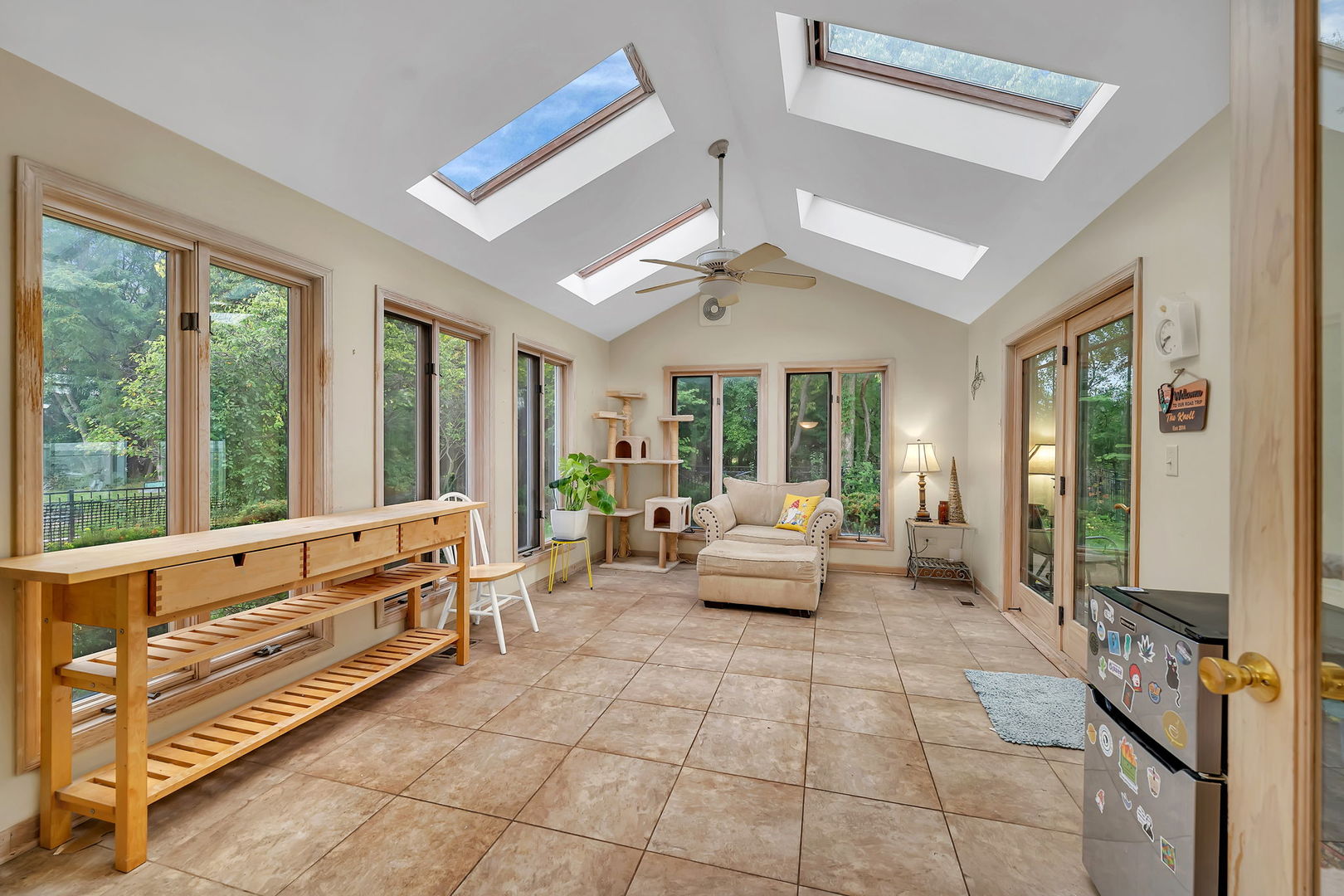 1206 Pleasant Knoll Drive, Joliet, IL 60435