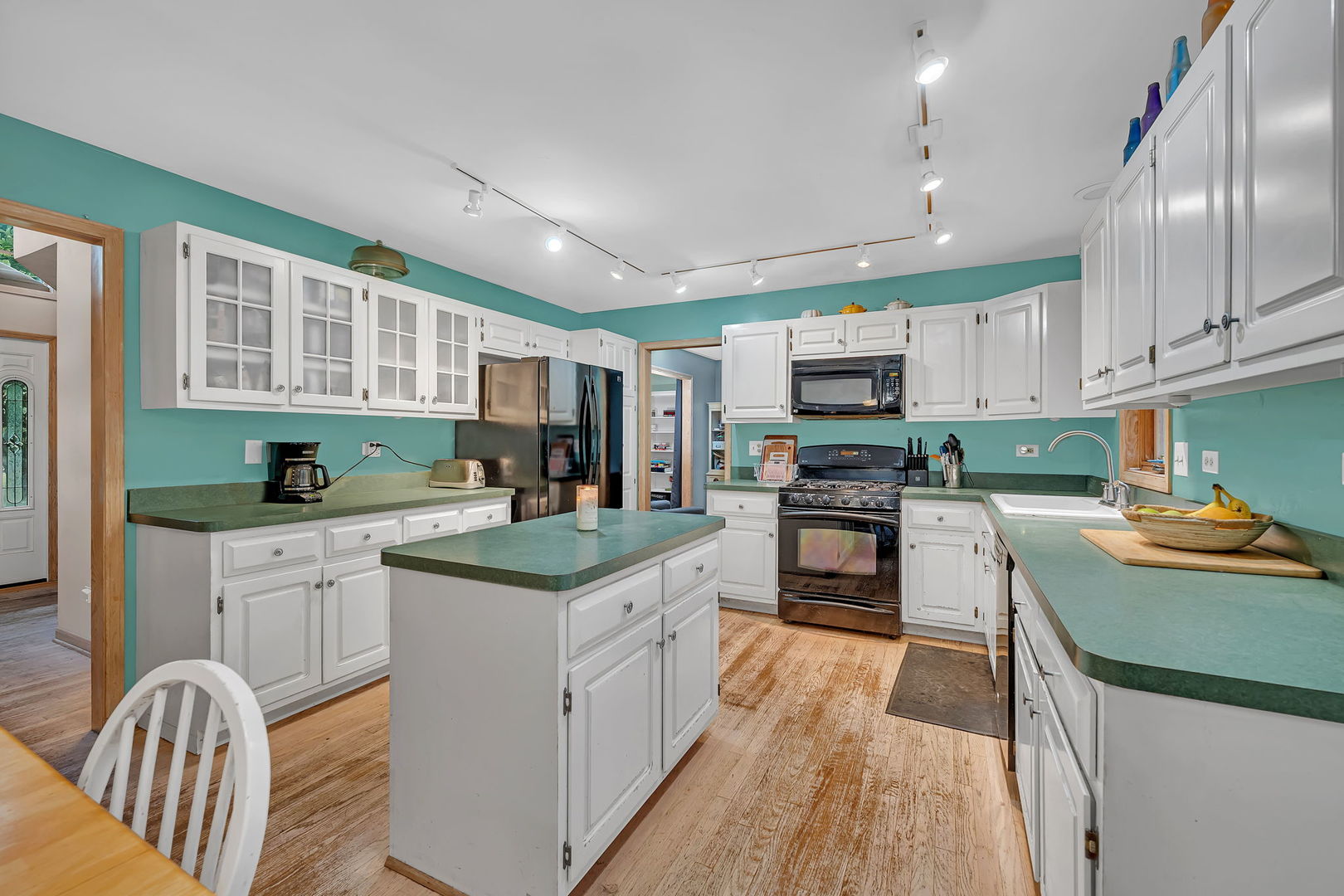 1206 Pleasant Knoll Drive, Joliet, IL 60435