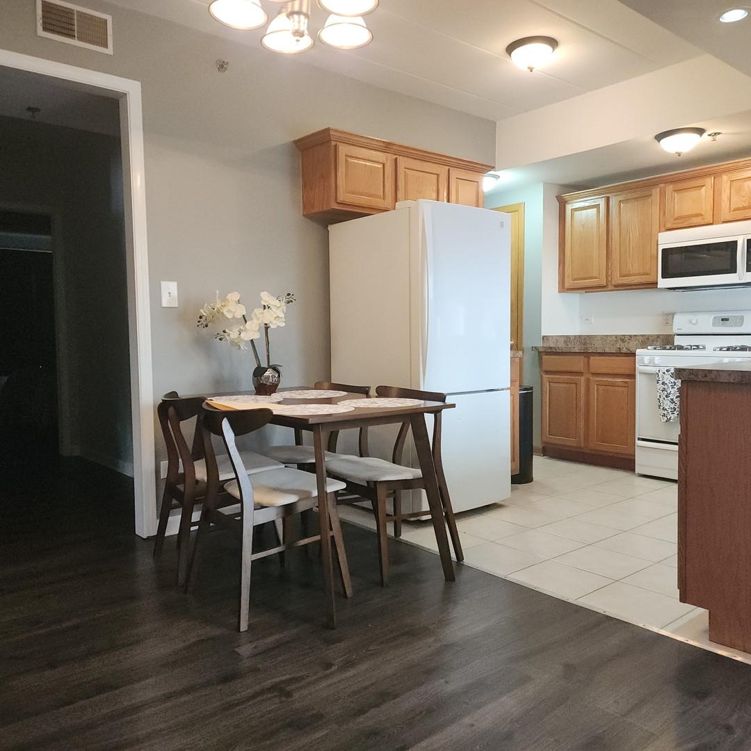 10624 S CENTRAL Avenue #1A, Chicago Ridge, IL 60415