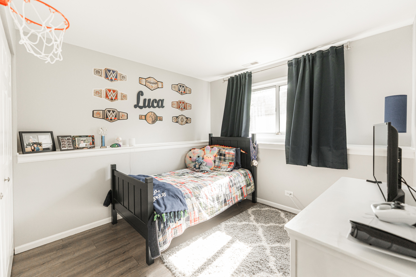 947 Aspen Drive, Lombard, IL 60148