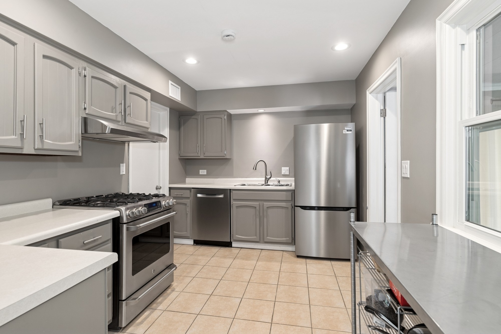 505 Lange Court, Libertyville, IL 60048