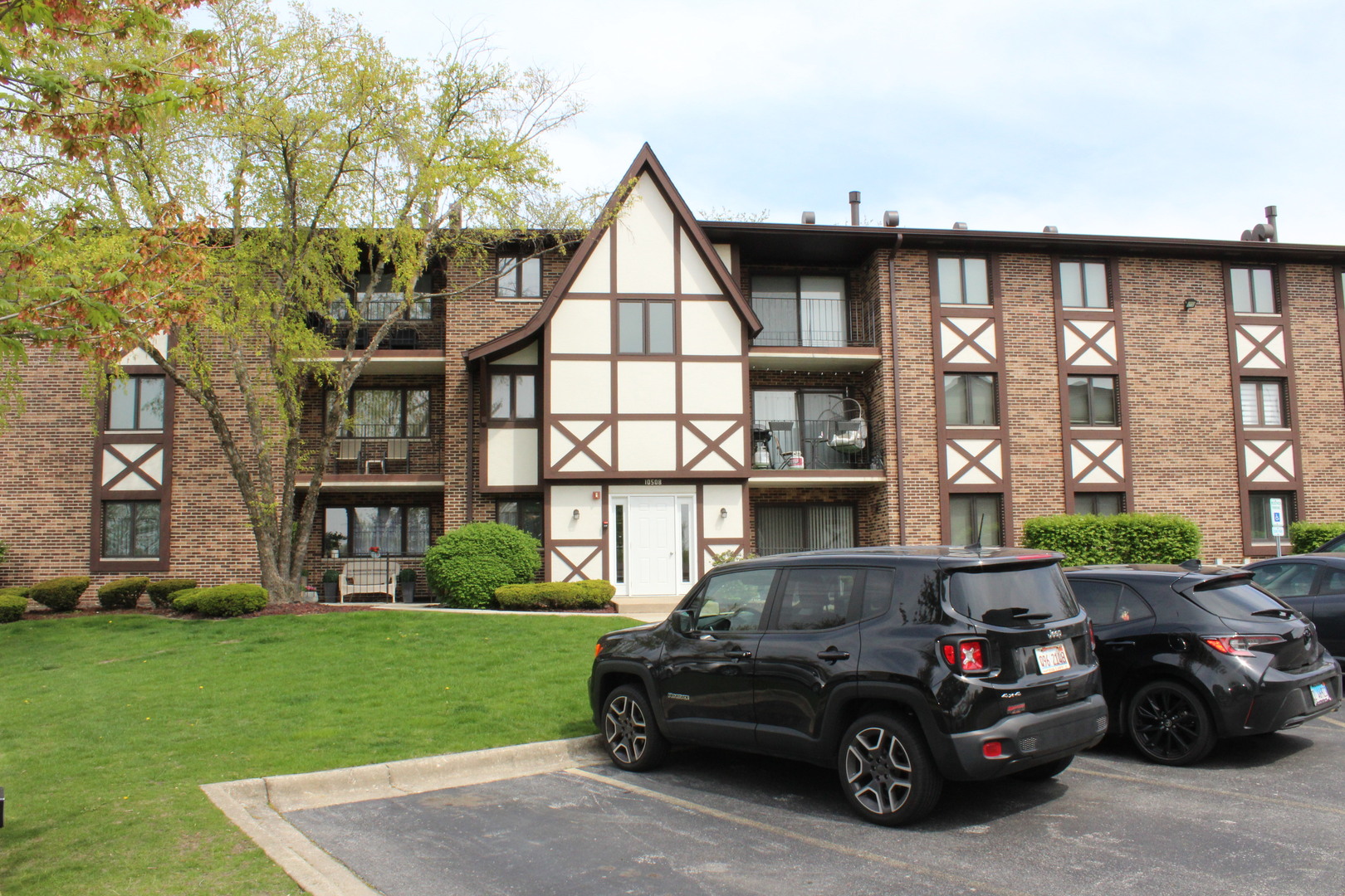 10508 Ridge Cove Drive #18D, Chicago Ridge, IL 60415