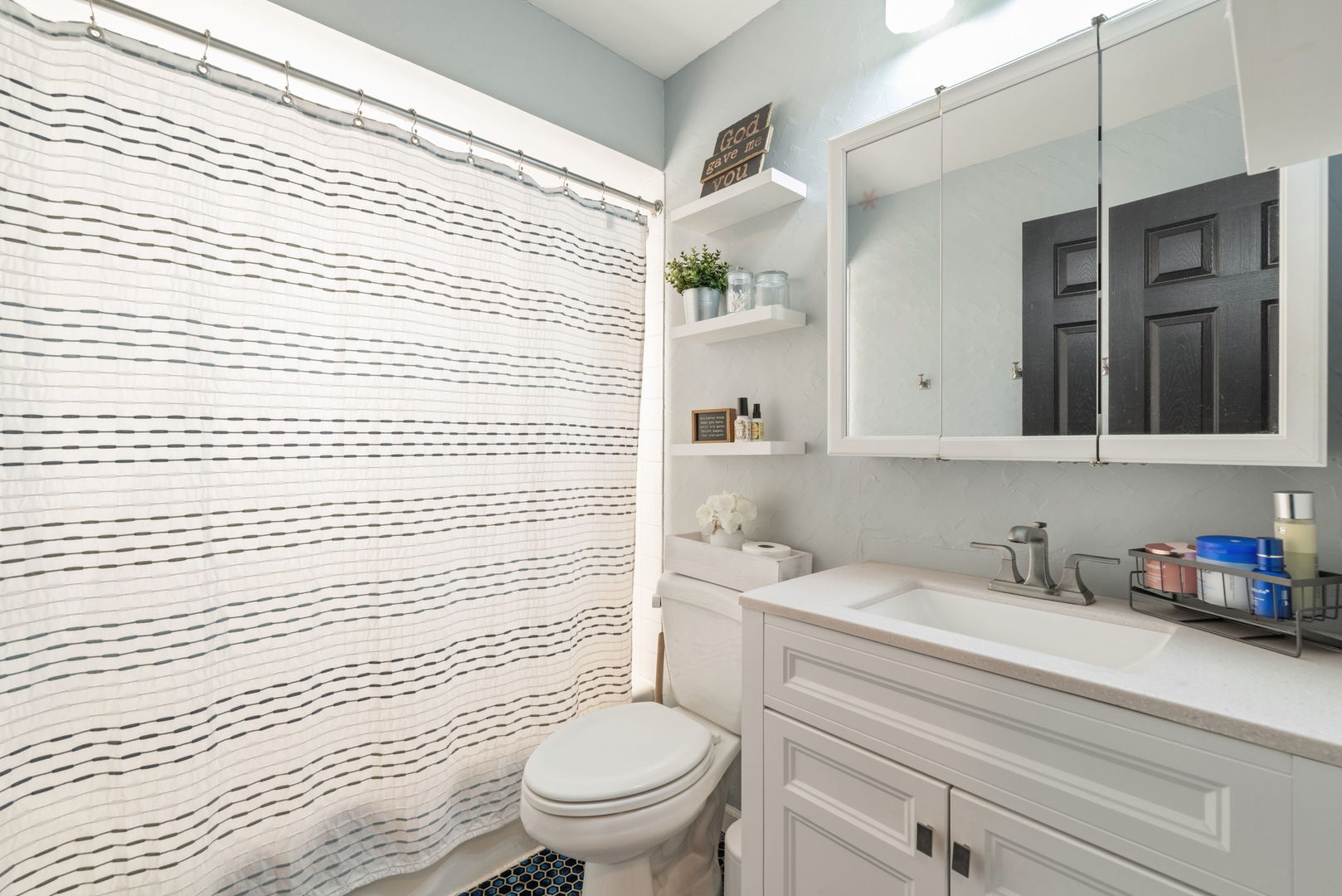 216 S Edgewood Avenue, Lombard, IL 60148