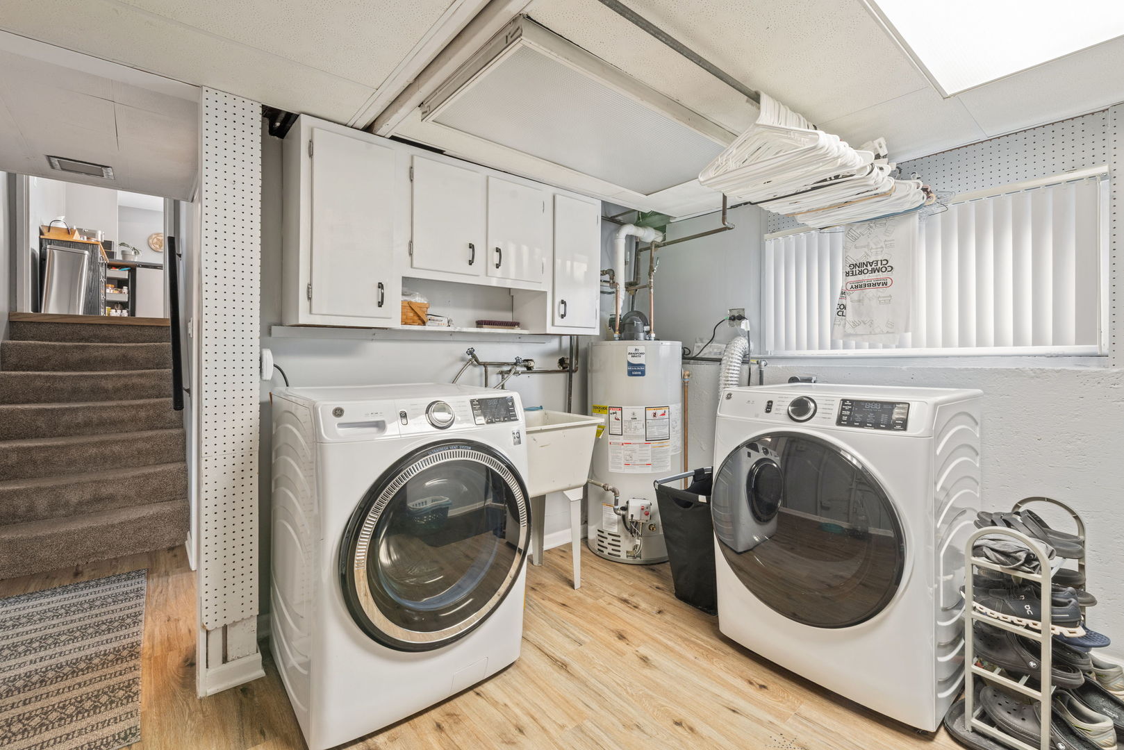 216 S Edgewood Avenue, Lombard, IL 60148