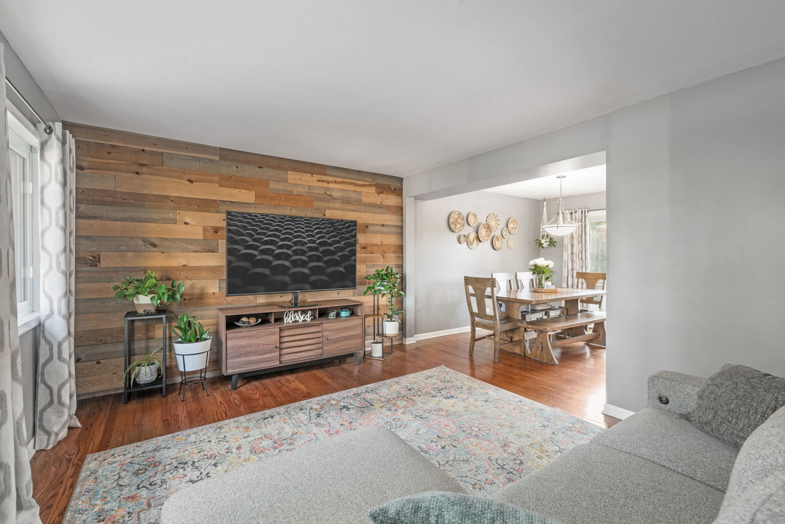 216 S Edgewood Avenue, Lombard, IL 60148