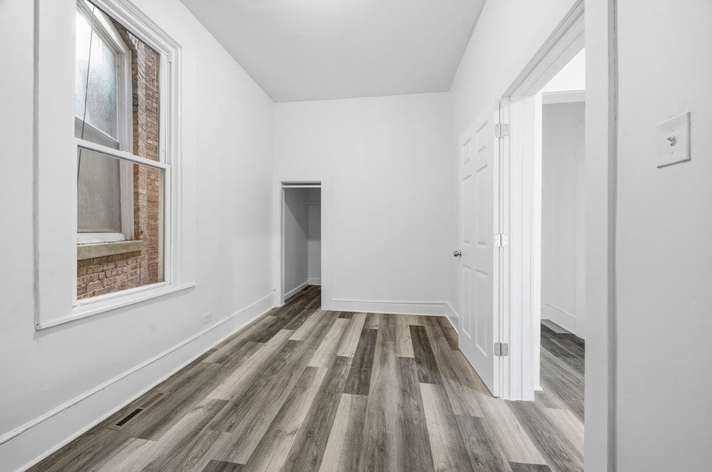 8919 S Exchange Avenue, Chicago, IL 60617