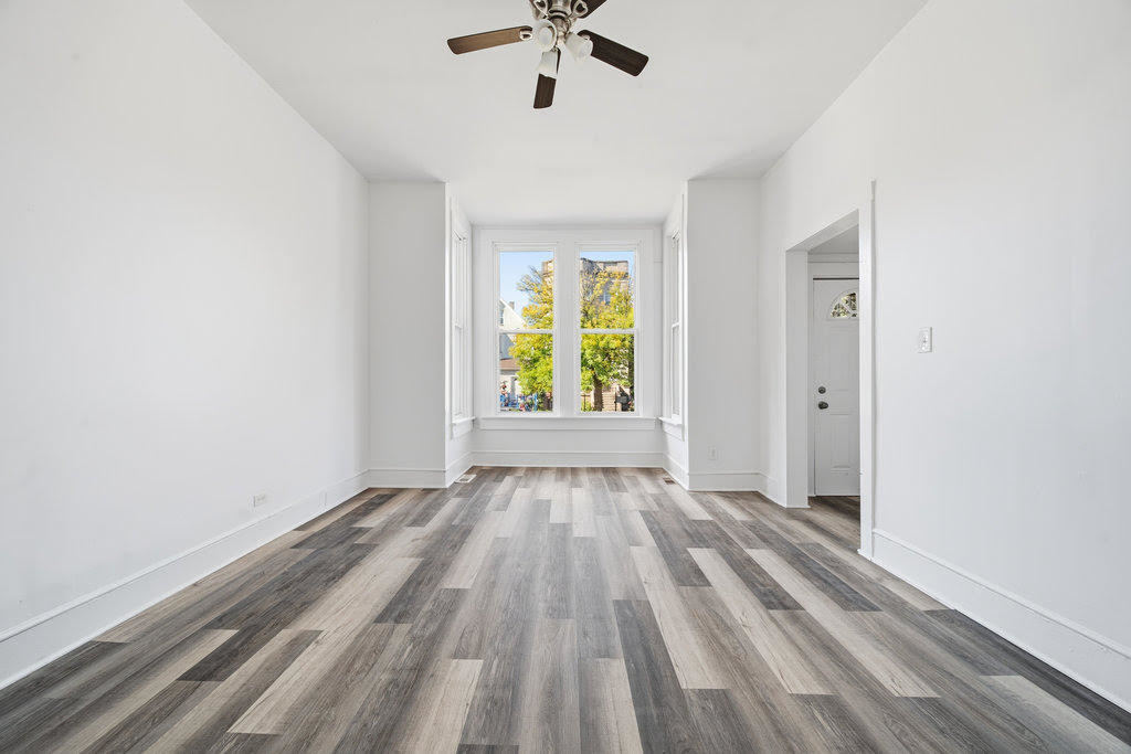 8919 S Exchange Avenue, Chicago, IL 60617