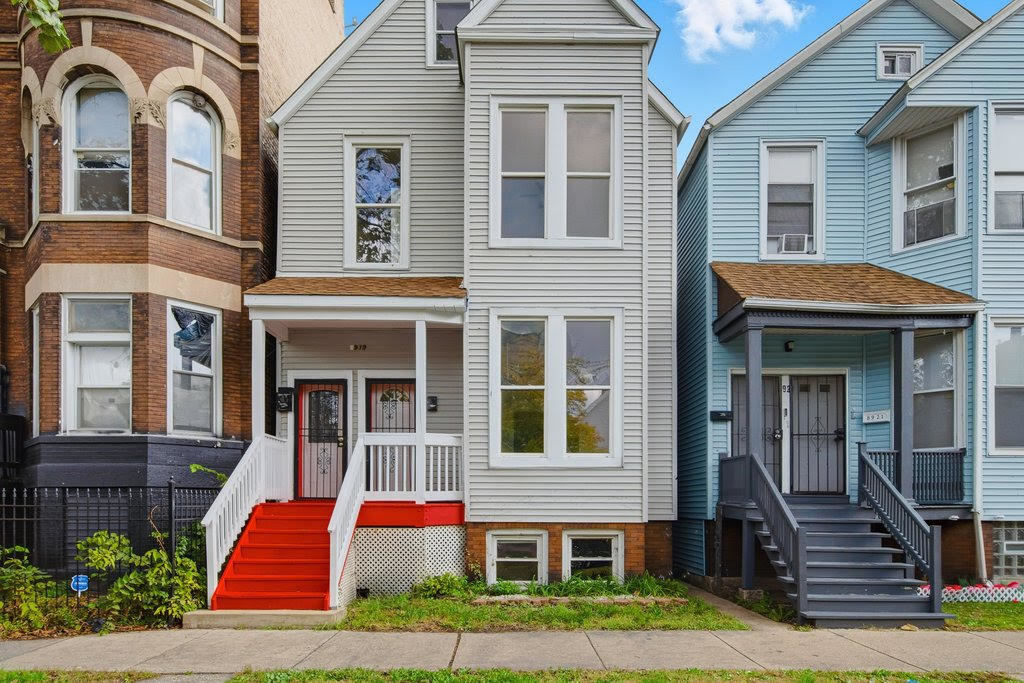 8919 S Exchange Avenue, Chicago, IL 60617