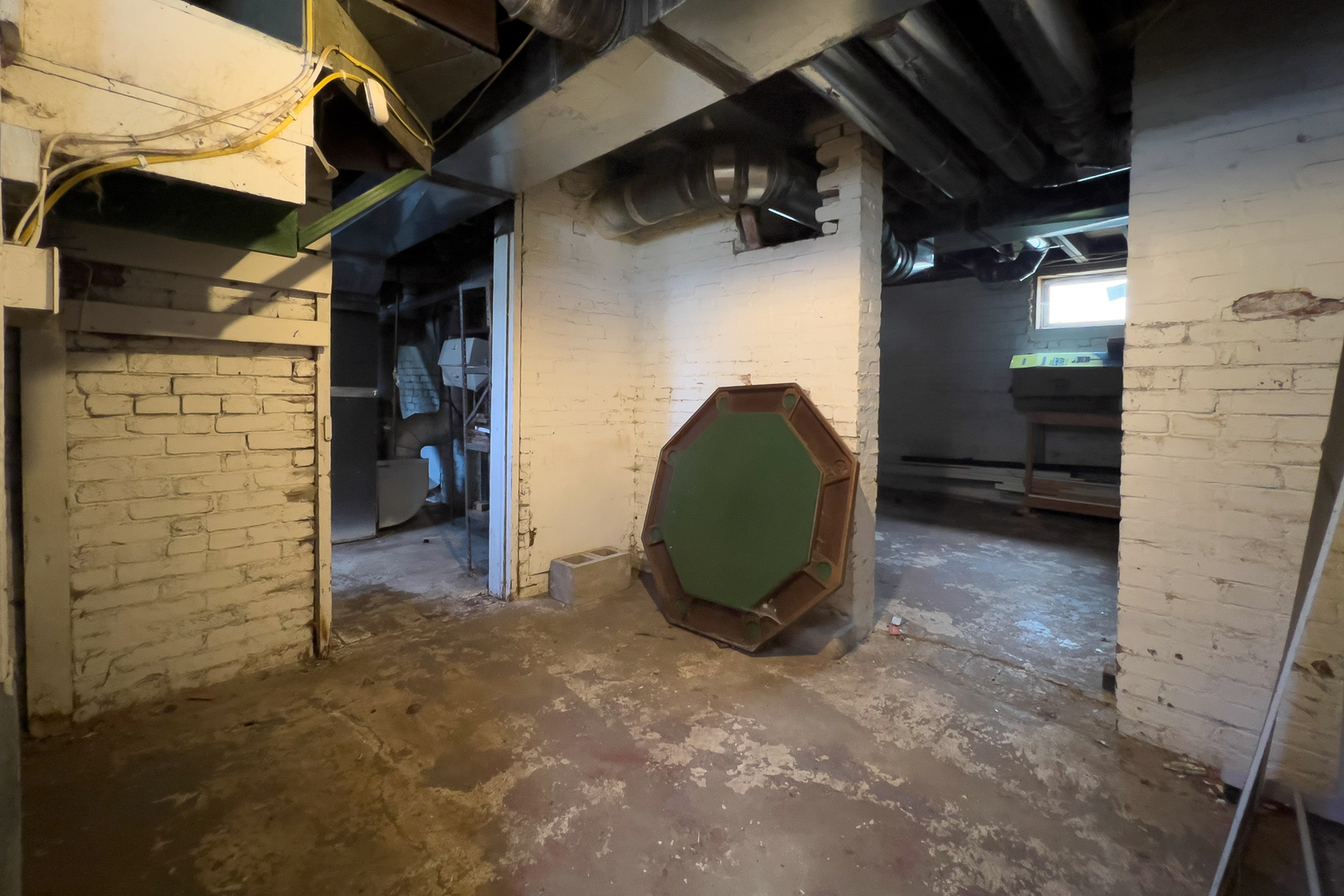 305 W Boundary Street, Stanford, IL 61774